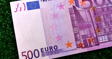 Taglio della Carta Docente da 500 a 375 euro: un emendamento potrebbe evitarlo