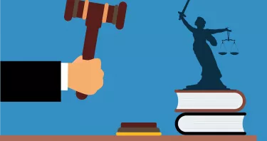 Il caso del ricorso di un docente per una sanzione disciplinare illegittima: a chi spetta il risarcimento danni?
