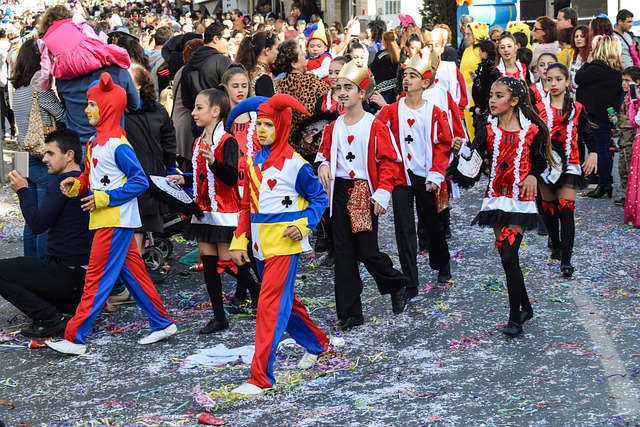 Vacanze di Carnevale 2023, quando chiudono le scuole? Cosa dicono i